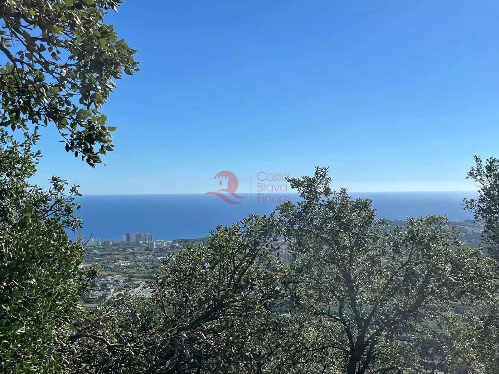 Mark till salu i Platja d'Aro - 220 000 € (Ref: 9359048)