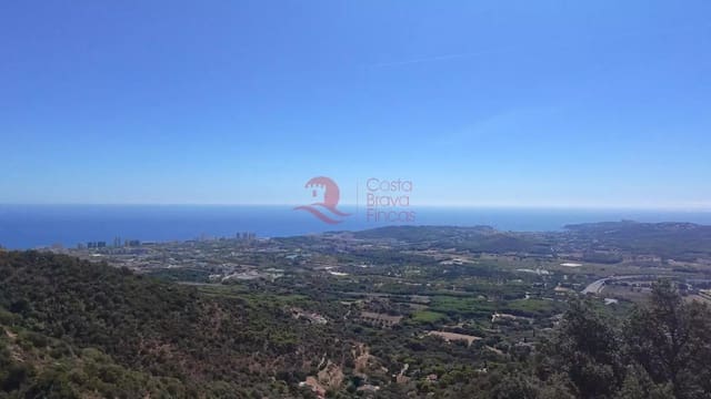 Undeveloped Land for sale in Platja d'Aro, Castell-Platja d'Aro - € 185,000 (Ref: 9359048)