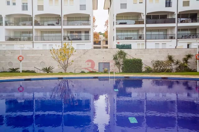 3 makuuhuone Huoneisto myytävänä paikassa Platja d'Aro, Castell-Platja d'Aro mukana uima-altaan 
autotalli - 535 000 € (Ref: 9362284)