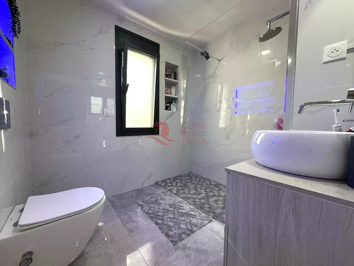 7 chambre Villa/Maison à vendre à Calonge i Sant Antoni avec piscine - 569 000 € (Ref: 9375264)