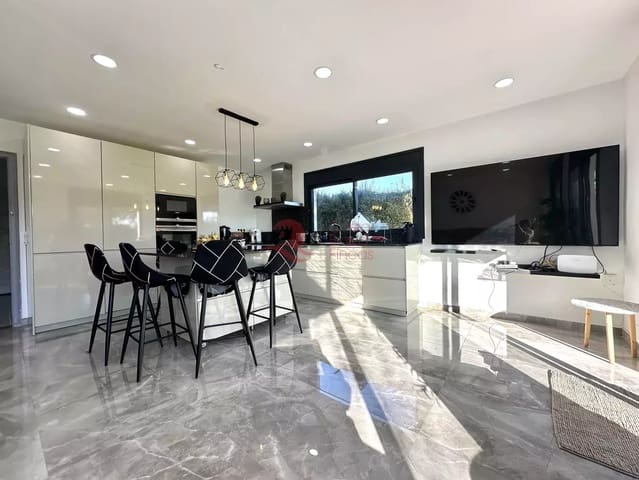 7 quarto Moradia para venda em Calonge i Sant Antoni com piscina - 569 000 € (Ref: 9375264)