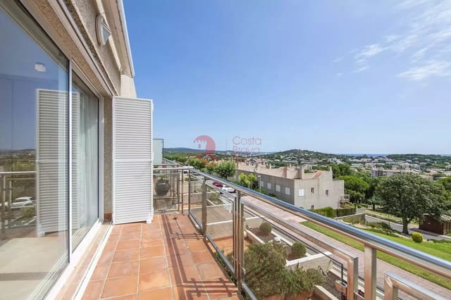 3 sovrum Hus till salu i Sant Feliu de Guíxols med pool garage - 695 000 € (Ref: 9387822)