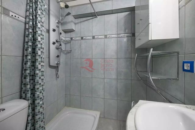 Leilighet til salgs i Platja d'Aro, Castell-Platja d'Aro - € 90 000 (Ref: 9390677)