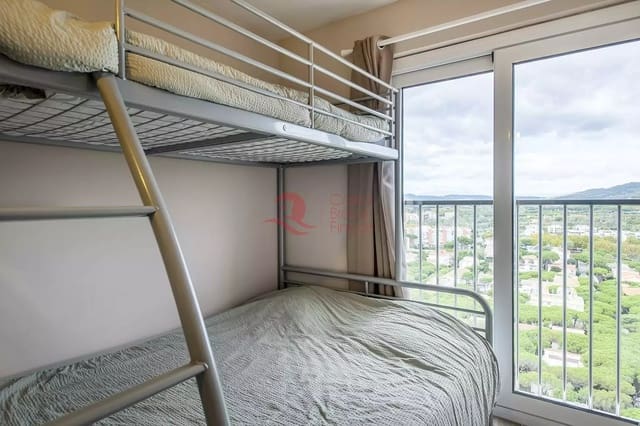 Leilighet til salgs i Platja d'Aro, Castell-Platja d'Aro - € 90 000 (Ref: 9390677)