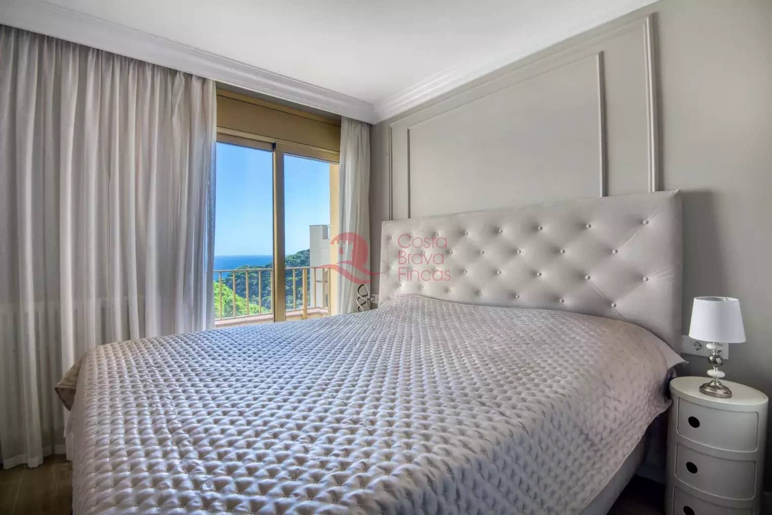 2 slaapkamer Appartement te koop in Sant Feliu de Guixols met zwembad garage - € 650.000 (Ref: 9400704)