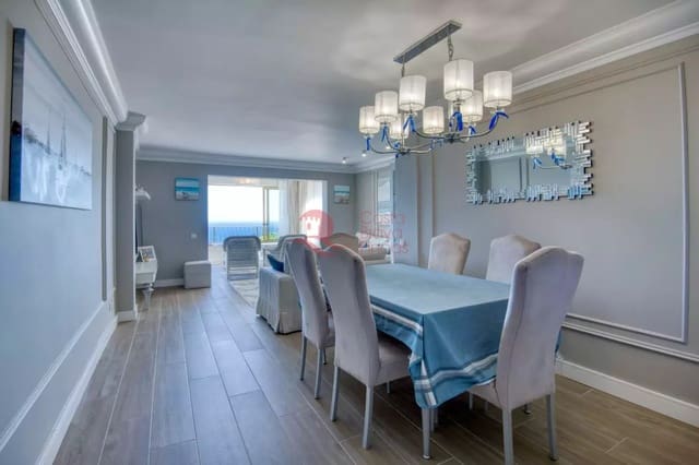 2 bedroom Apartment for sale in Sant Feliu de Guíxols with pool garage - € 650,000 (Ref: 9400704)