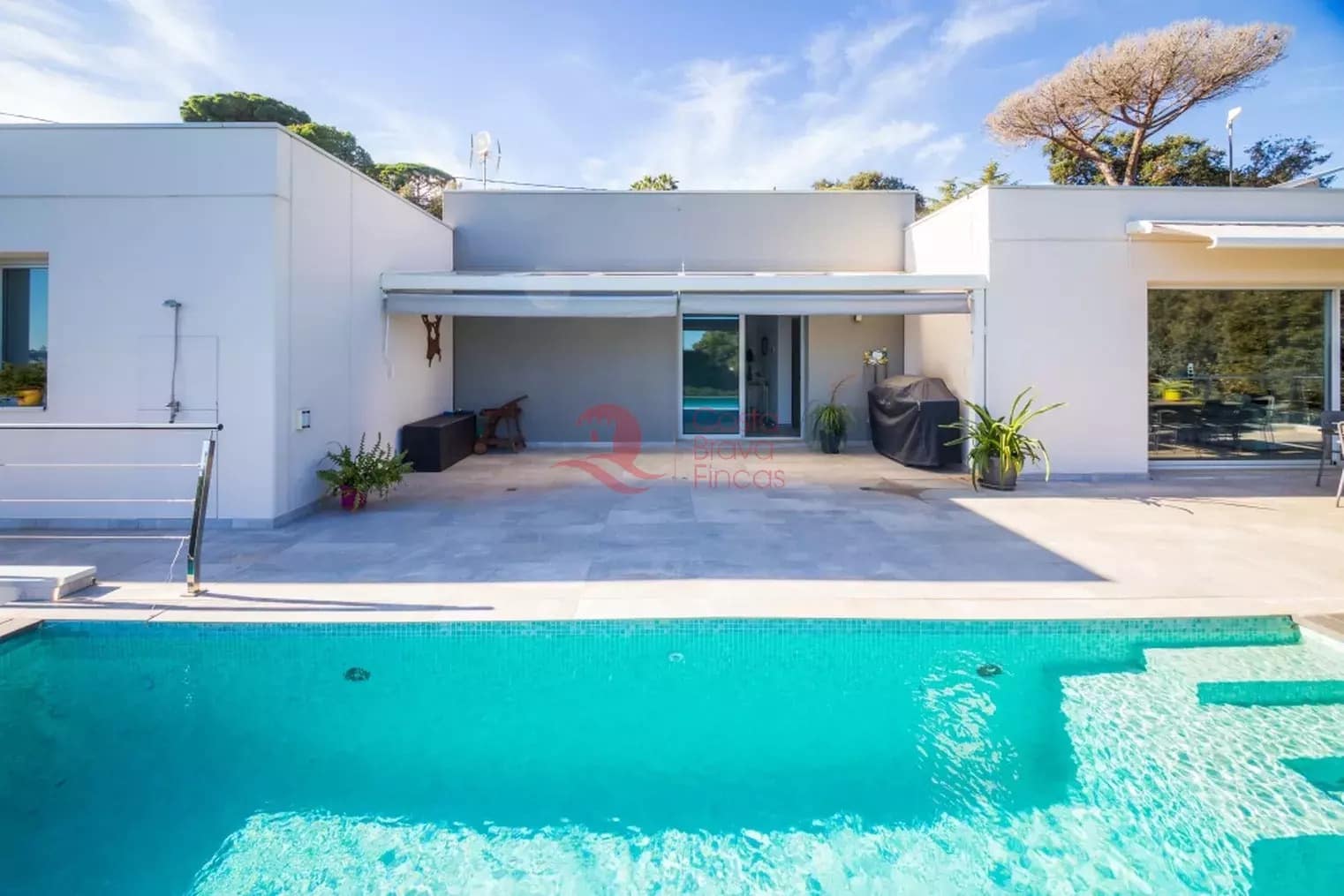 3 bedroom Apartment for sale in Platja d'Aro with pool garage - € 1,200,000 (Ref: 9400705)