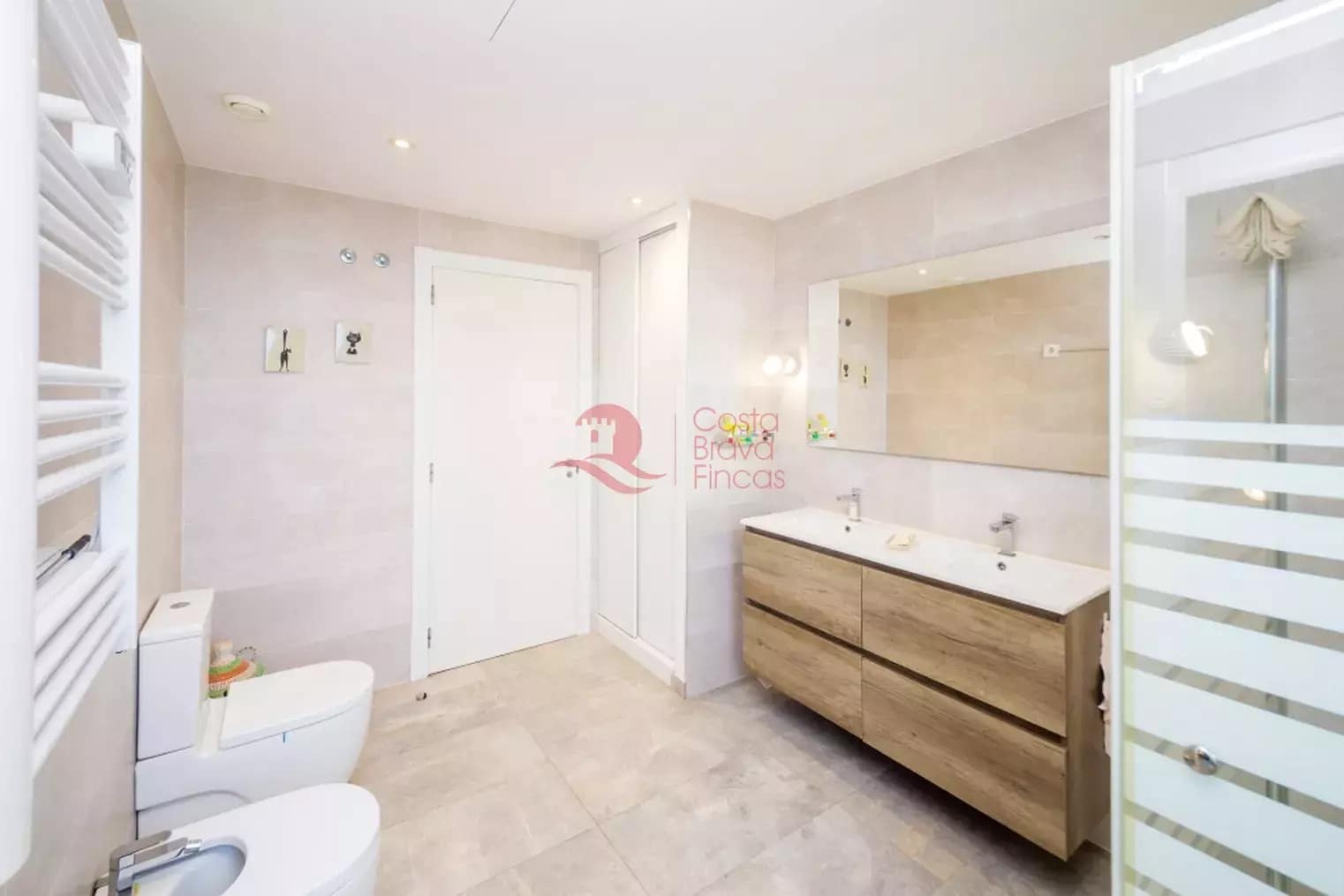 3 bedroom Apartment for sale in Platja d'Aro with pool garage - € 1,200,000 (Ref: 9400705)