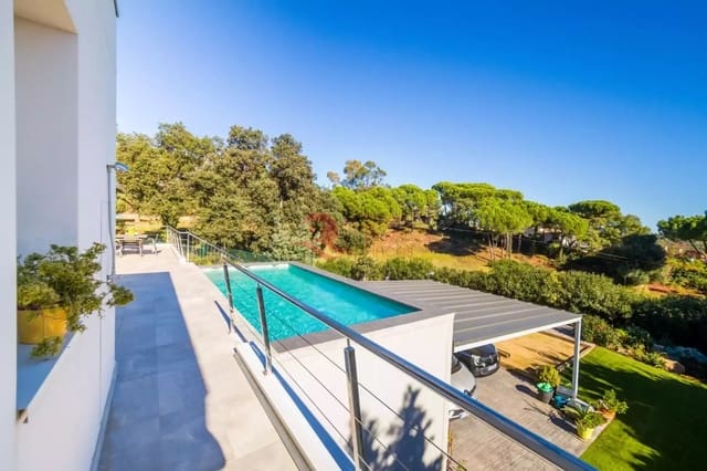 3 soverom Leilighet til salgs i Platja d'Aro, Castell-Platja d'Aro med svømmebasseng garasje - € 1 200 000 (Ref: 9400705)
