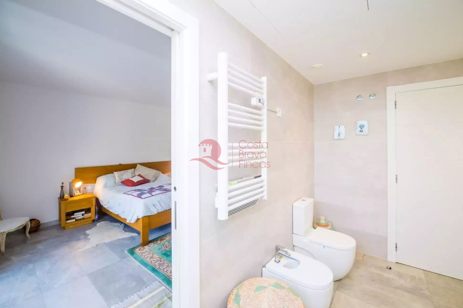 3 quarto Moradia para venda em Platja d'Aro com piscina garagem - 1 200 000 € (Ref: 9400705)