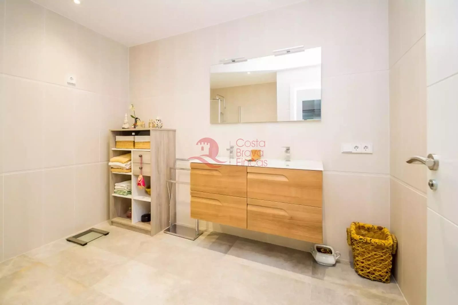 3 quarto Moradia para venda em Platja d'Aro com piscina garagem - 1 200 000 € (Ref: 9400705)