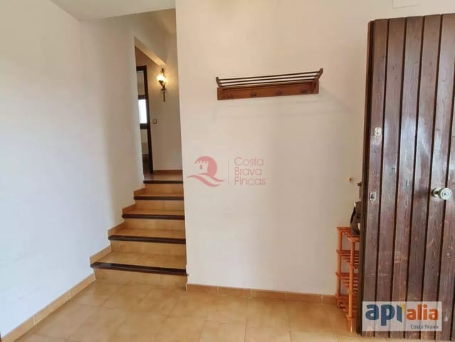 3 bedroom Villa for sale in Sant Antoni de Calonge, Calonge i Sant Antoni with garage - € 500,000 (Ref: 9406674)