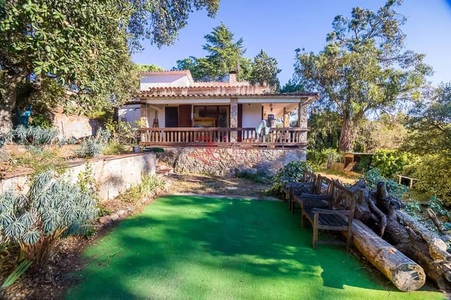 3 soverom Villa til salgs i Santa Cristina d'Aro med svømmebasseng garasje - € 275 000 (Ref: 9419500)