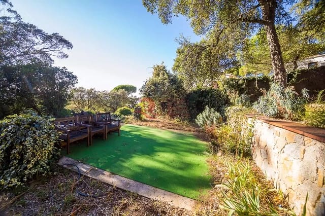 3 soverom Villa til salgs i Santa Cristina d'Aro med svømmebasseng garasje - € 275 000 (Ref: 9419500)