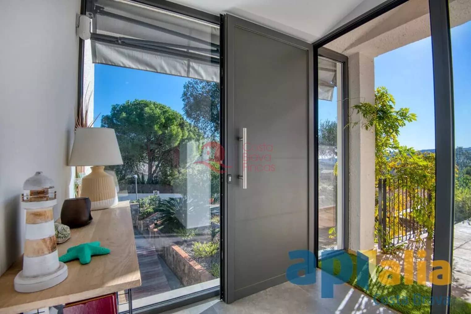 3 slaapkamer Villa te koop in Santa Cristina d'Aro met zwembad garage - € 665.000 (Ref: 9430951)