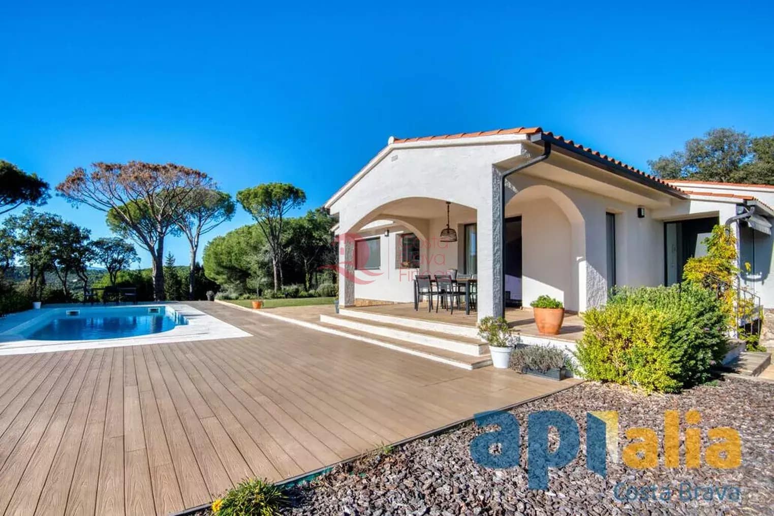 3 slaapkamer Villa te koop in Santa Cristina d'Aro met zwembad garage - € 665.000 (Ref: 9430951)