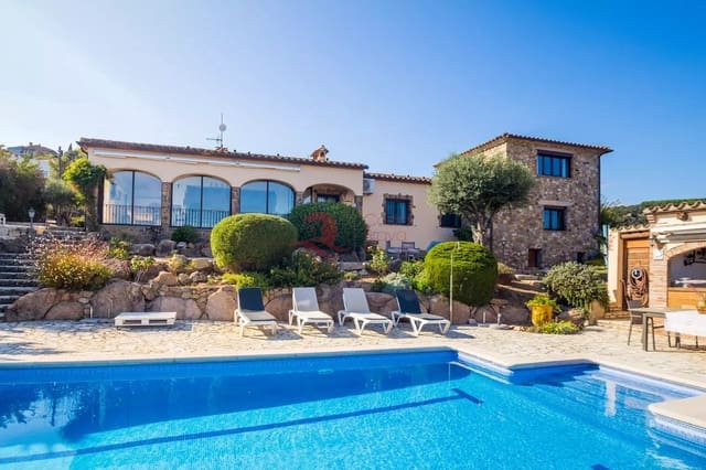 6 soverom Villa til salgs i Calonge i Sant Antoni med svømmebasseng garasje - € 1 150 000 (Ref: 9439932)