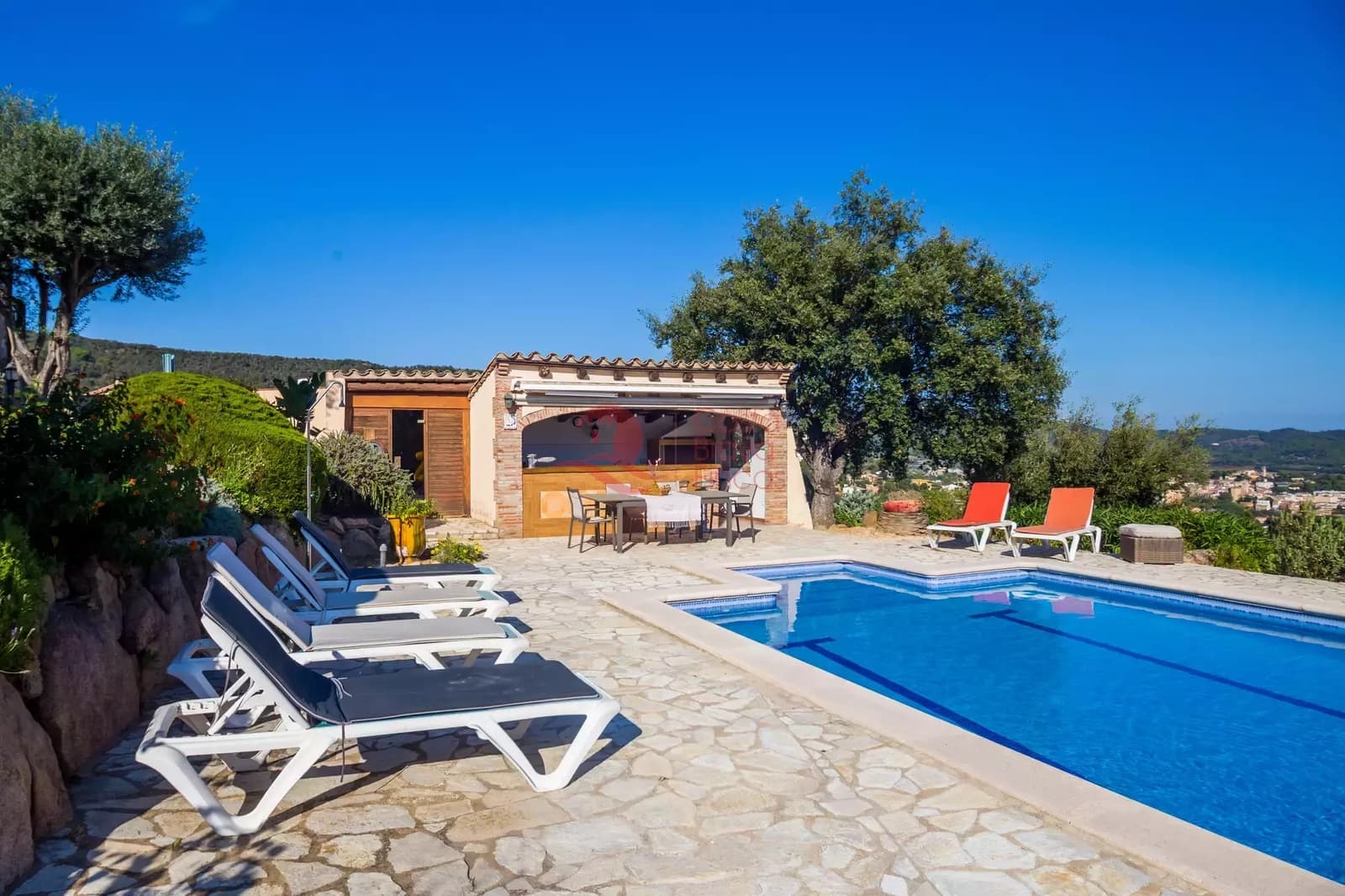 6 soverom Villa til salgs i Calonge i Sant Antoni med svømmebasseng garasje - € 995 000 (Ref: 9439932)