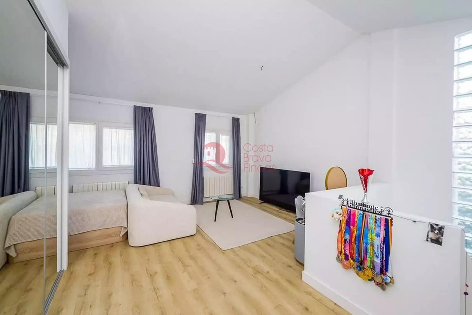 4 bedroom Townhouse for sale in Platja d'Aro with garage - € 600,000 (Ref: 9449013)