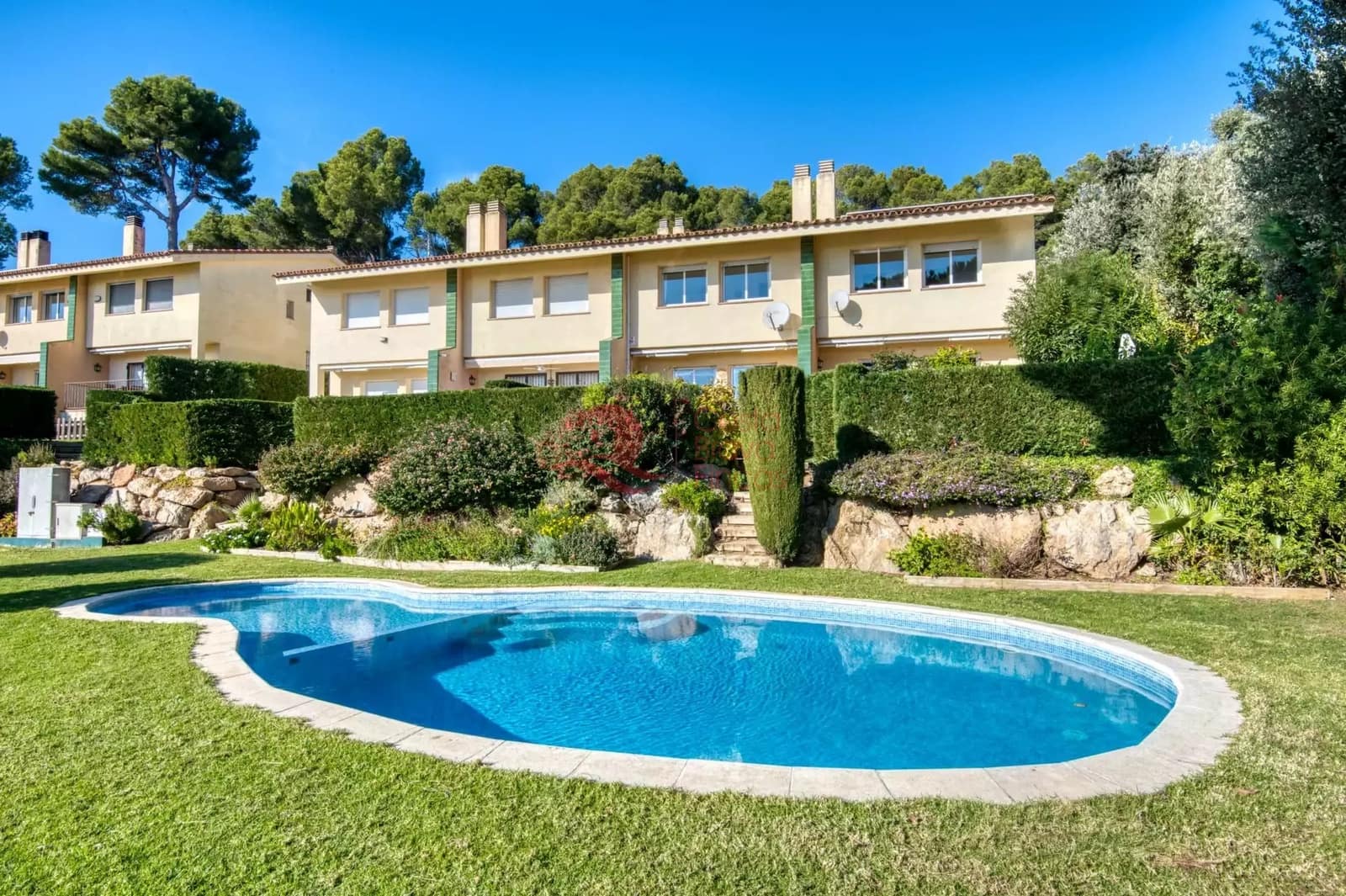 3 soveværelse Byhus til salg i Sant Feliu de Guixols med swimmingpool garage - € 530.000 (Ref: 9449014)