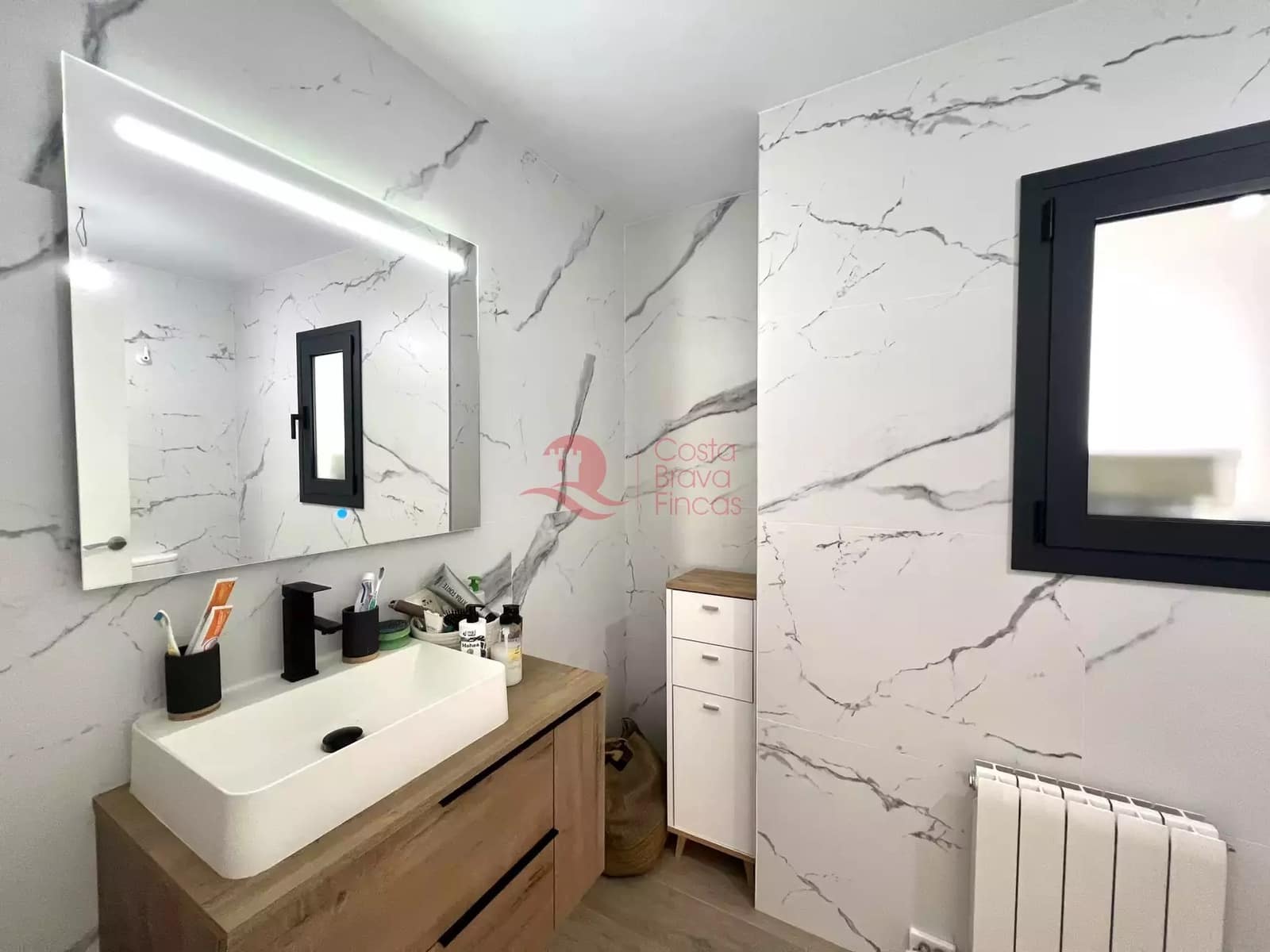 3 soveværelse Byhus til salg i Sant Feliu de Guixols - € 348.000 (Ref: 9450565)