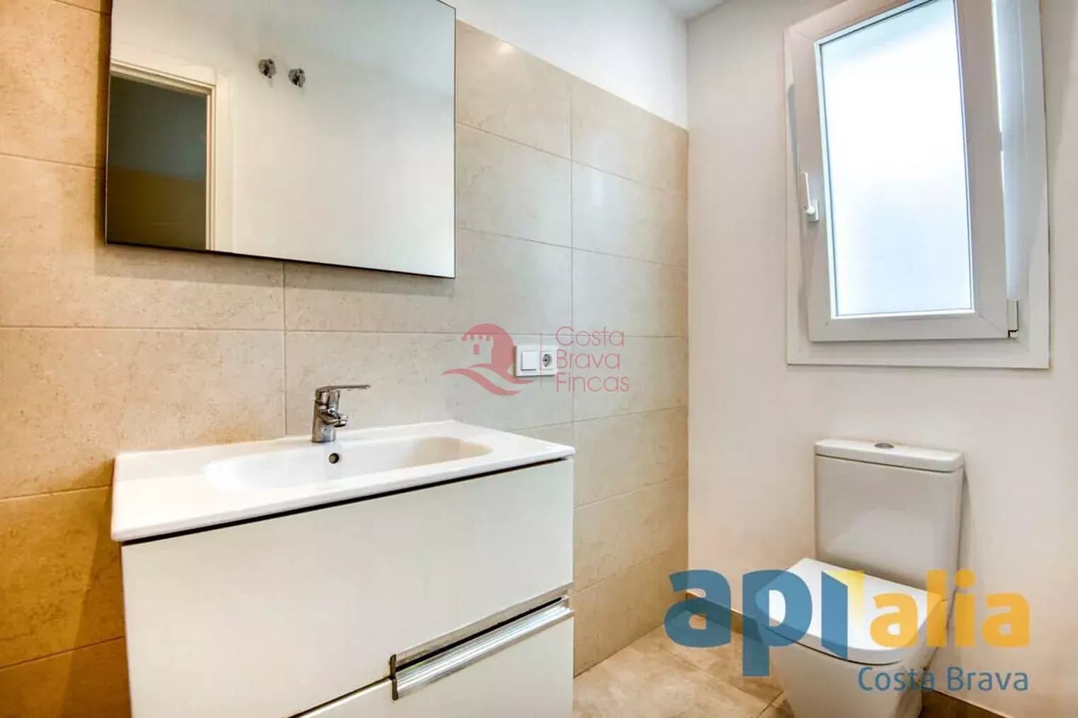 5 Zimmer Villa zu verkaufen in Santa Cristina d'Aro mit Pool Garage - 795.000 € (Ref: 9468296)