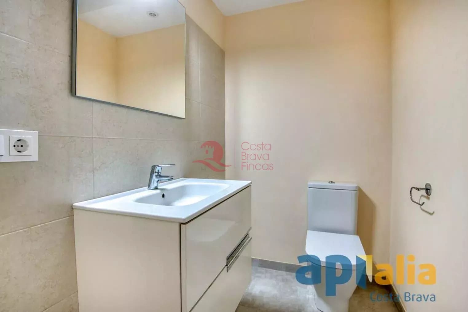 5 Zimmer Villa zu verkaufen in Santa Cristina d'Aro mit Pool Garage - 795.000 € (Ref: 9468296)