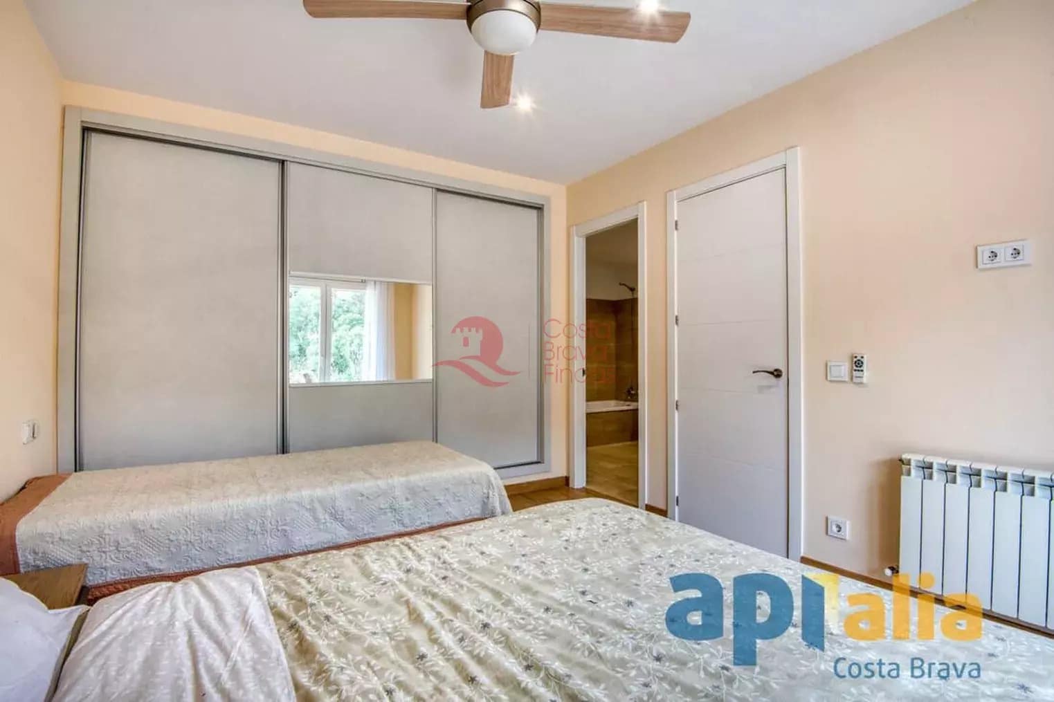 5 Zimmer Villa zu verkaufen in Santa Cristina d'Aro mit Pool Garage - 795.000 € (Ref: 9468296)