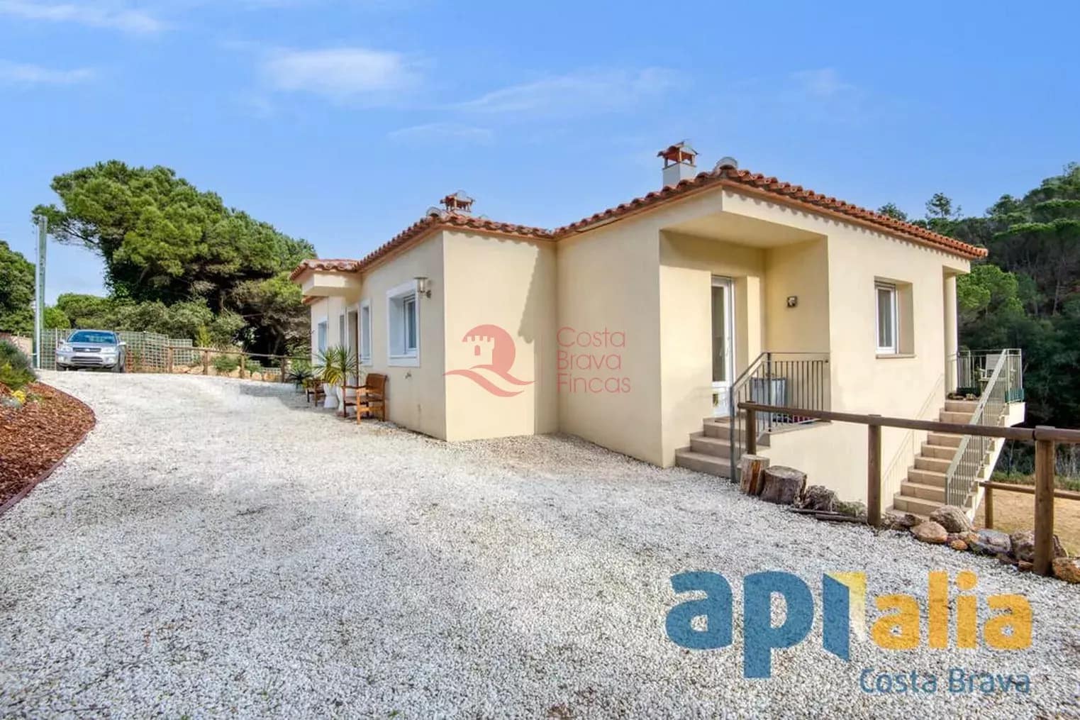 5 Zimmer Villa zu verkaufen in Santa Cristina d'Aro mit Pool Garage - 795.000 € (Ref: 9468296)