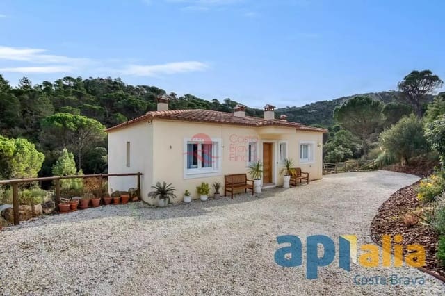 Chalet de 5 habitaciones en Santa Cristina d'Aro en venta con piscina garaje - 795.000 € (Ref: 9468296)