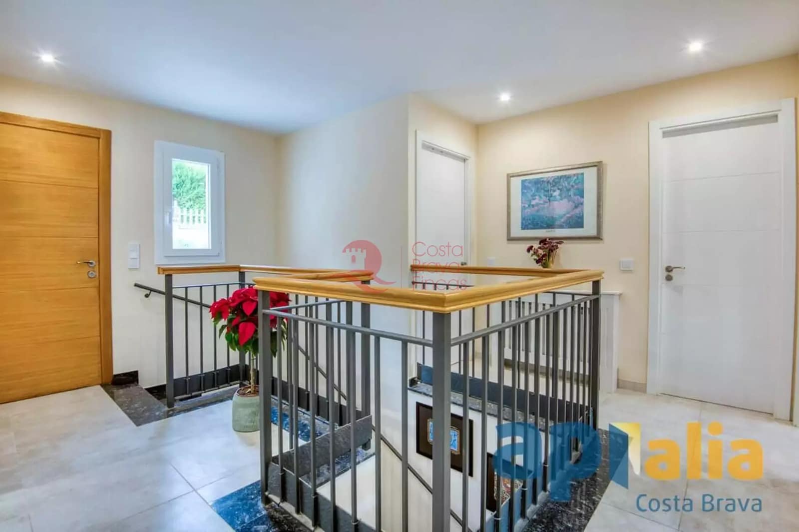 5 chambre Villa/Maison à vendre à Santa Cristina d'Aro avec piscine garage - 795 000 € (Ref: 9468296)