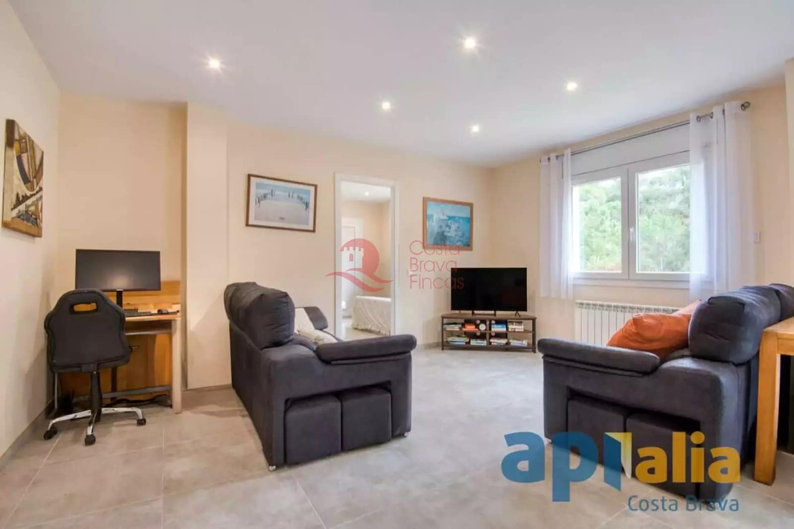 5 chambre Villa/Maison à vendre à Santa Cristina d'Aro avec piscine garage - 795 000 € (Ref: 9468296)