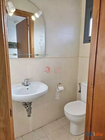 4 soveværelse Byhus til salg i Vall-llobrega med garage - € 350.000 (Ref: 9497143)