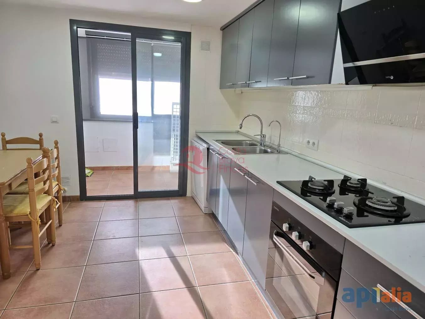 4 soveværelse Byhus til salg i Vall-llobrega med garage - € 350.000 (Ref: 9497143)