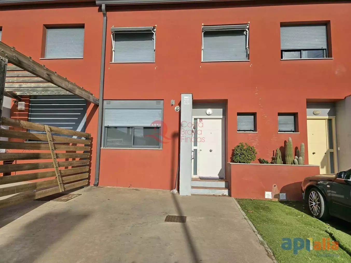 4 soveværelse Byhus til salg i Vall-llobrega med garage - € 350.000 (Ref: 9497143)