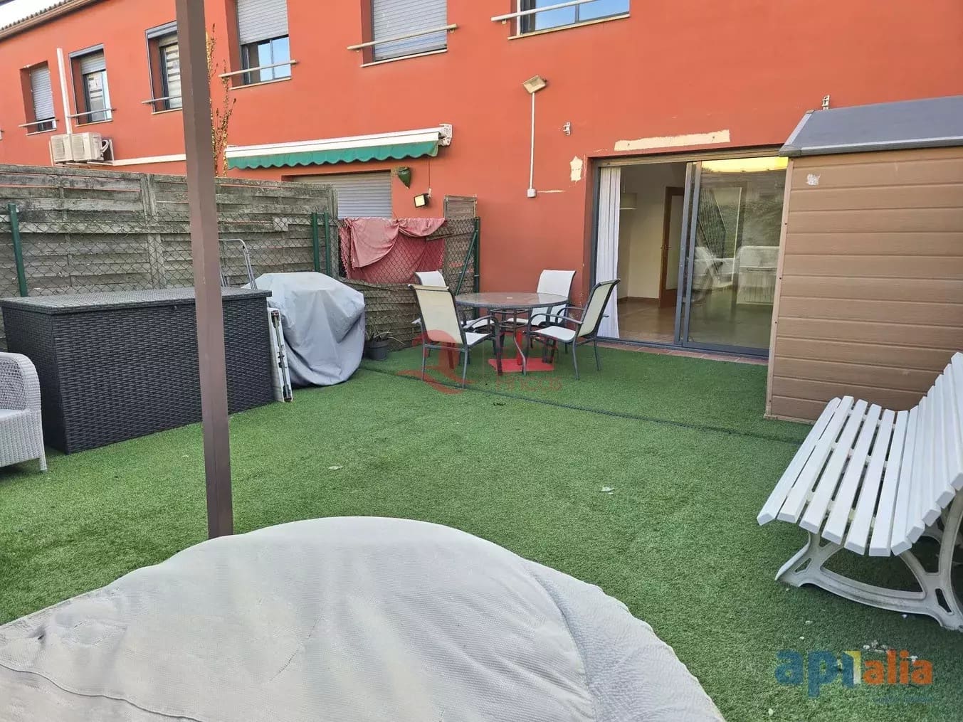 4 soveværelse Byhus til salg i Vall-llobrega med garage - € 350.000 (Ref: 9497143)