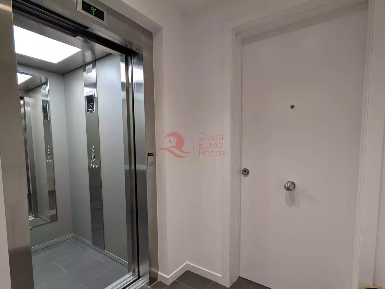 2 sovrum Lägenhet till salu i Sant Antoni de Calonge med pool garage - 330 000 € (Ref: 9535668)