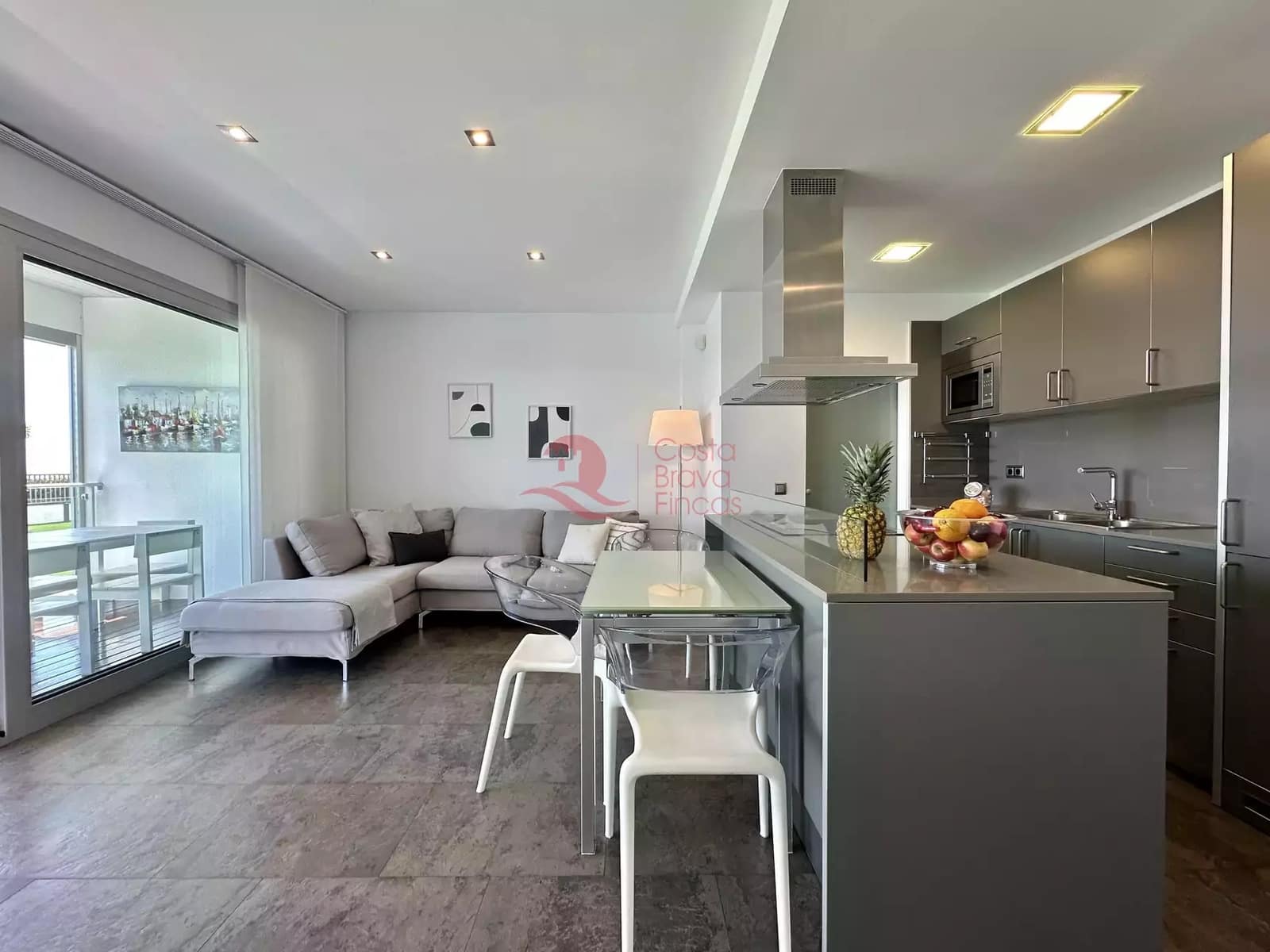 2 soveværelse Lejlighed til salg i Platja d'Aro med swimmingpool garage - € 690.000 (Ref: 9557780)