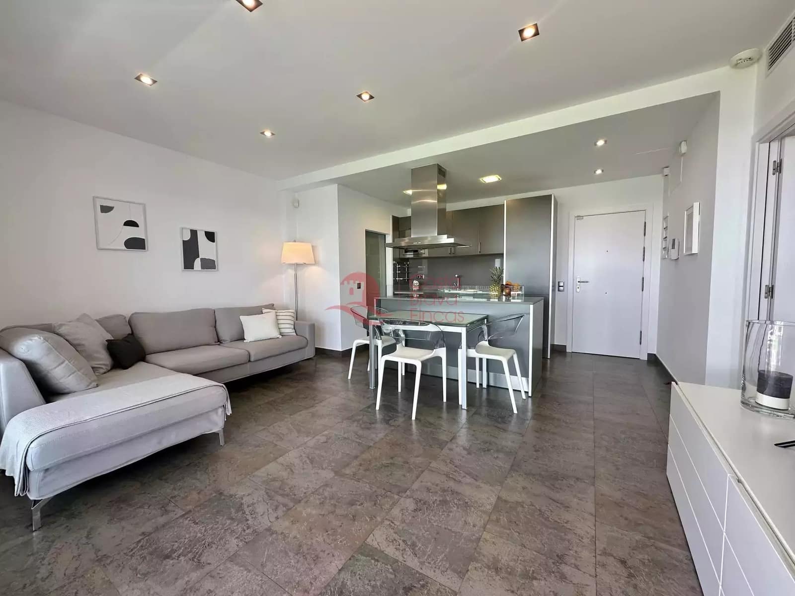 2 soveværelse Lejlighed til salg i Platja d'Aro med swimmingpool garage - € 690.000 (Ref: 9557780)