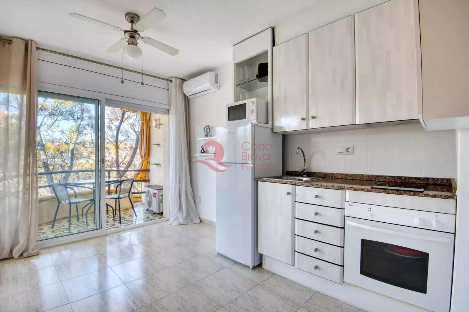 1 soverom Leilighet til salgs i Platja d'Aro - € 175 000 (Ref: 9557782)