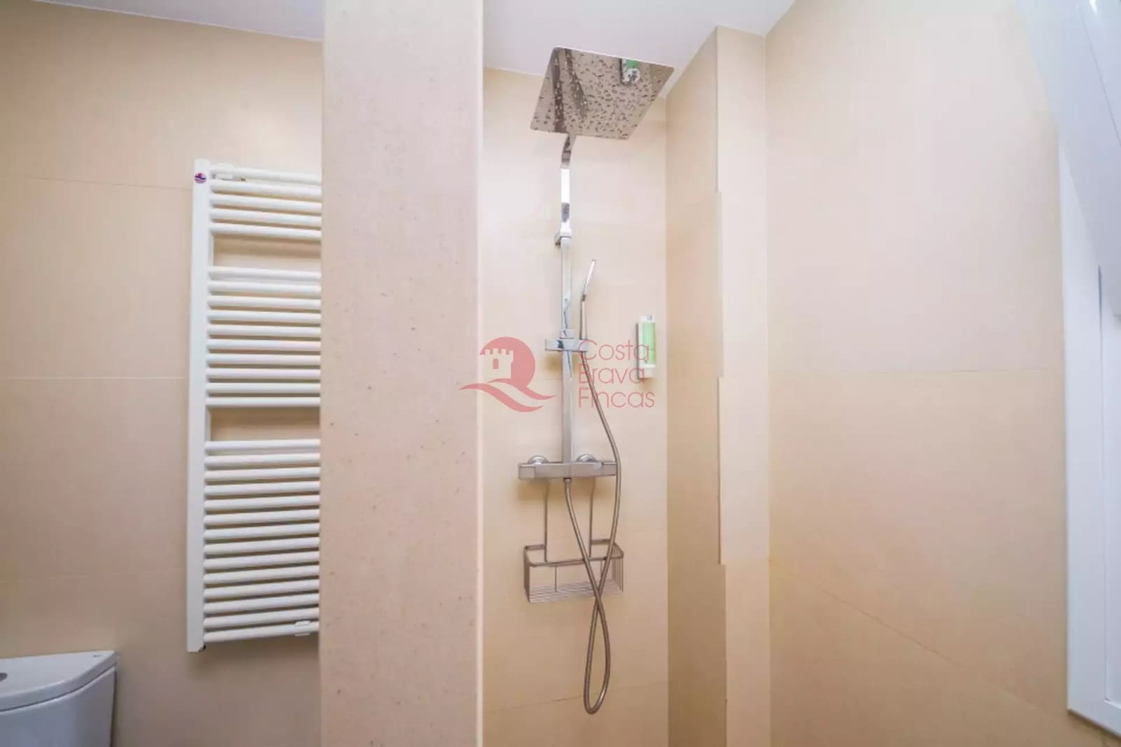 3 bedroom Apartment for sale in Santa Cristina d'Aro - € 290,000 (Ref: 9586175)