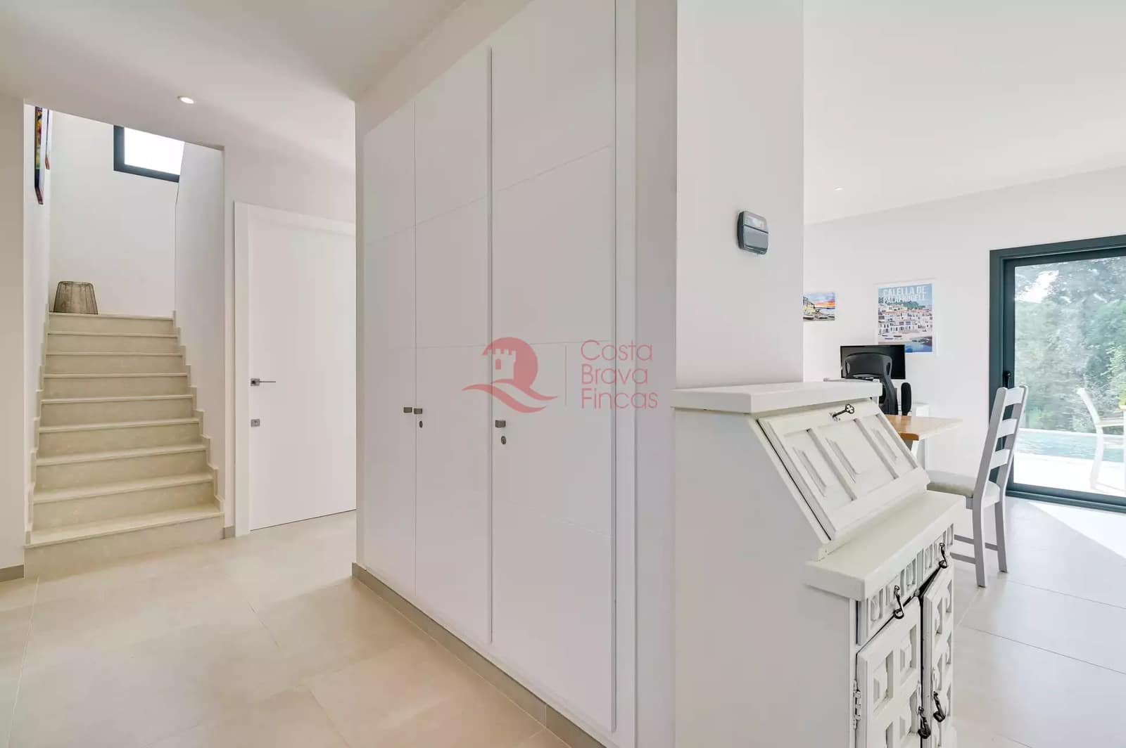 4 soveværelse Villa til salg i Santa Cristina d'Aro med swimmingpool garage - € 599.000 (Ref: 9599360)