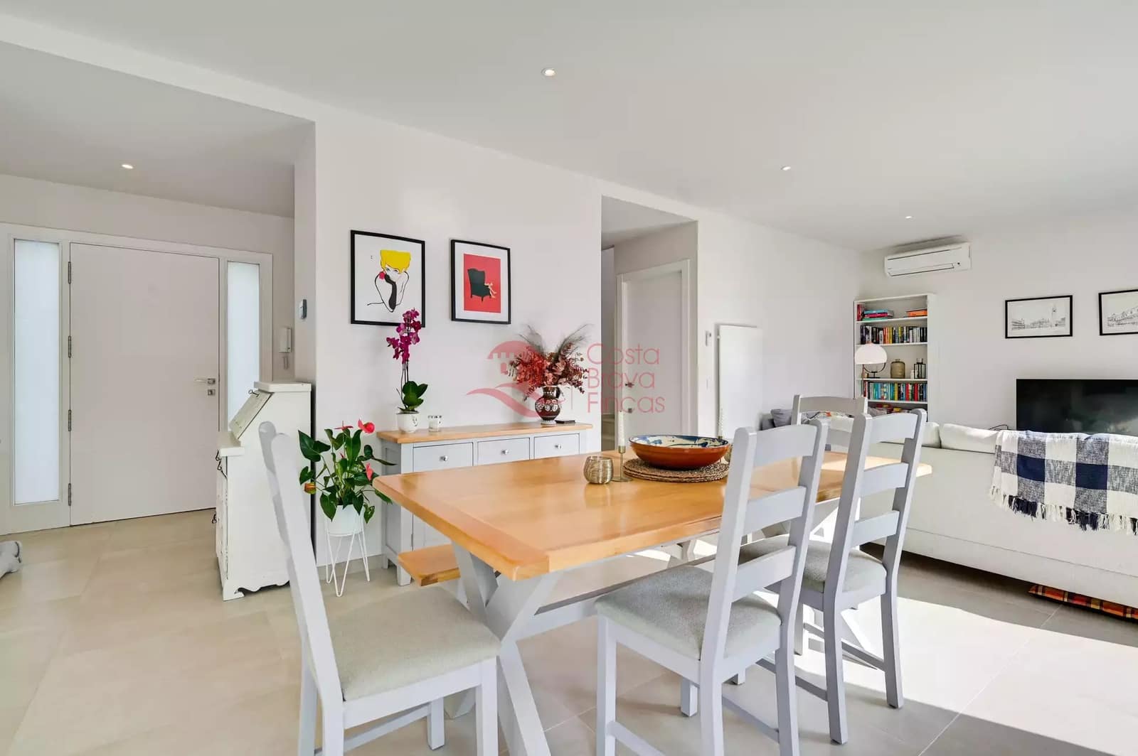 4 soveværelse Villa til salg i Santa Cristina d'Aro med swimmingpool garage - € 599.000 (Ref: 9599360)