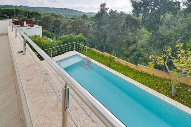4 soveværelse Villa til salg i Santa Cristina d'Aro med swimmingpool garage - € 599.000 (Ref: 9599360)