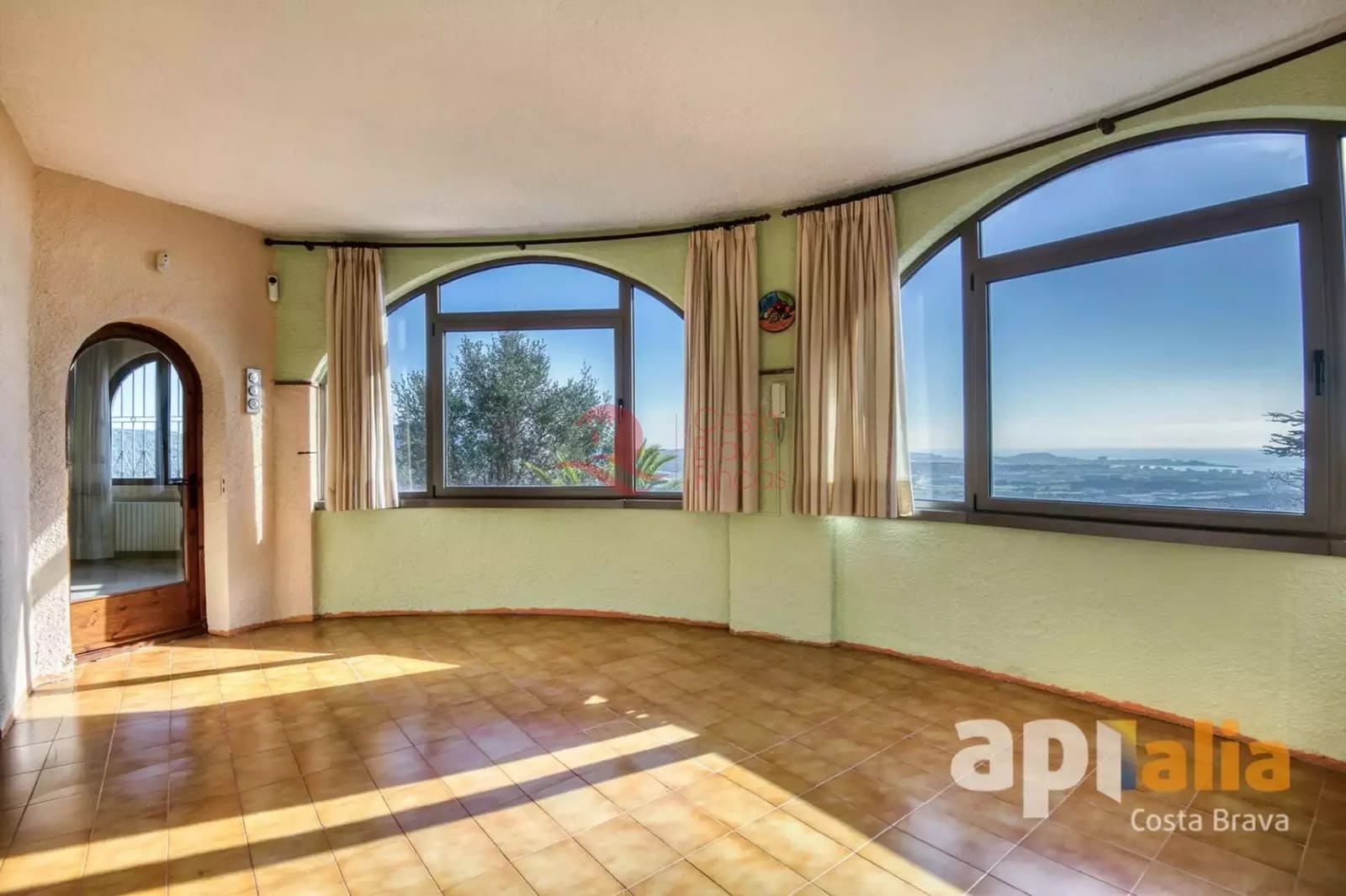 5 bedroom Villa for sale in Calonge i Sant Antoni with pool garage - € 875,000 (Ref: 9701488)