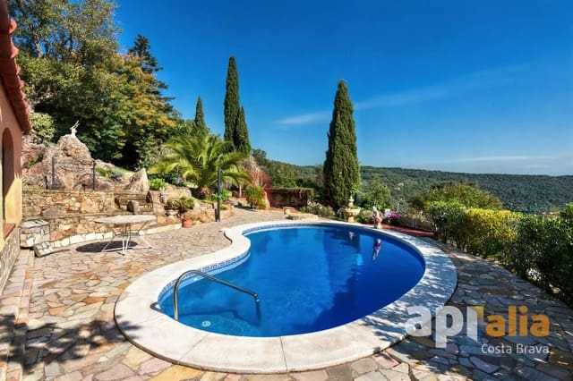 5 bedroom Villa for sale in Calonge i Sant Antoni with pool garage - € 875,000 (Ref: 9701488)