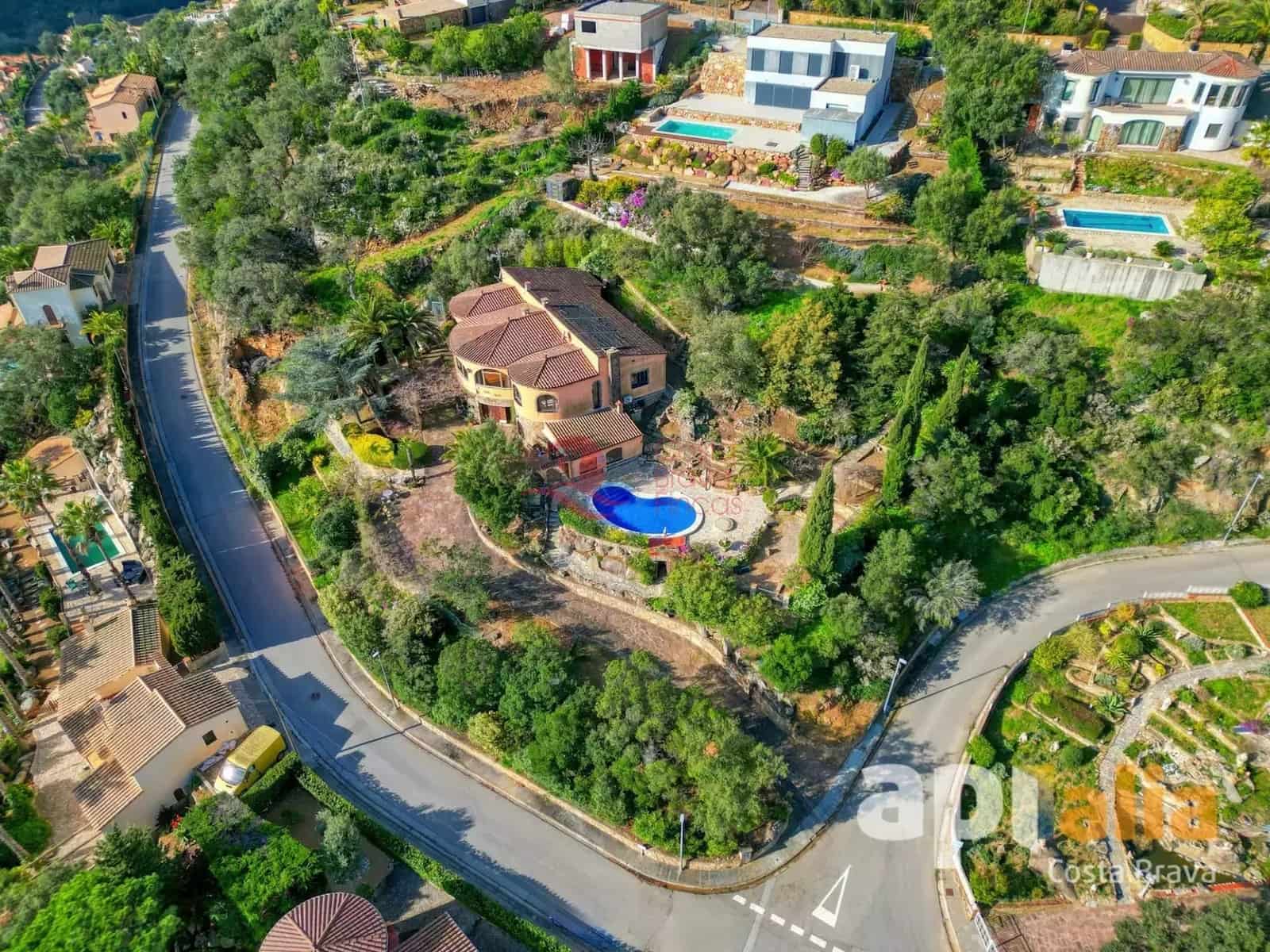 5 bedroom Villa for sale in Calonge i Sant Antoni with pool garage - € 875,000 (Ref: 9701488)