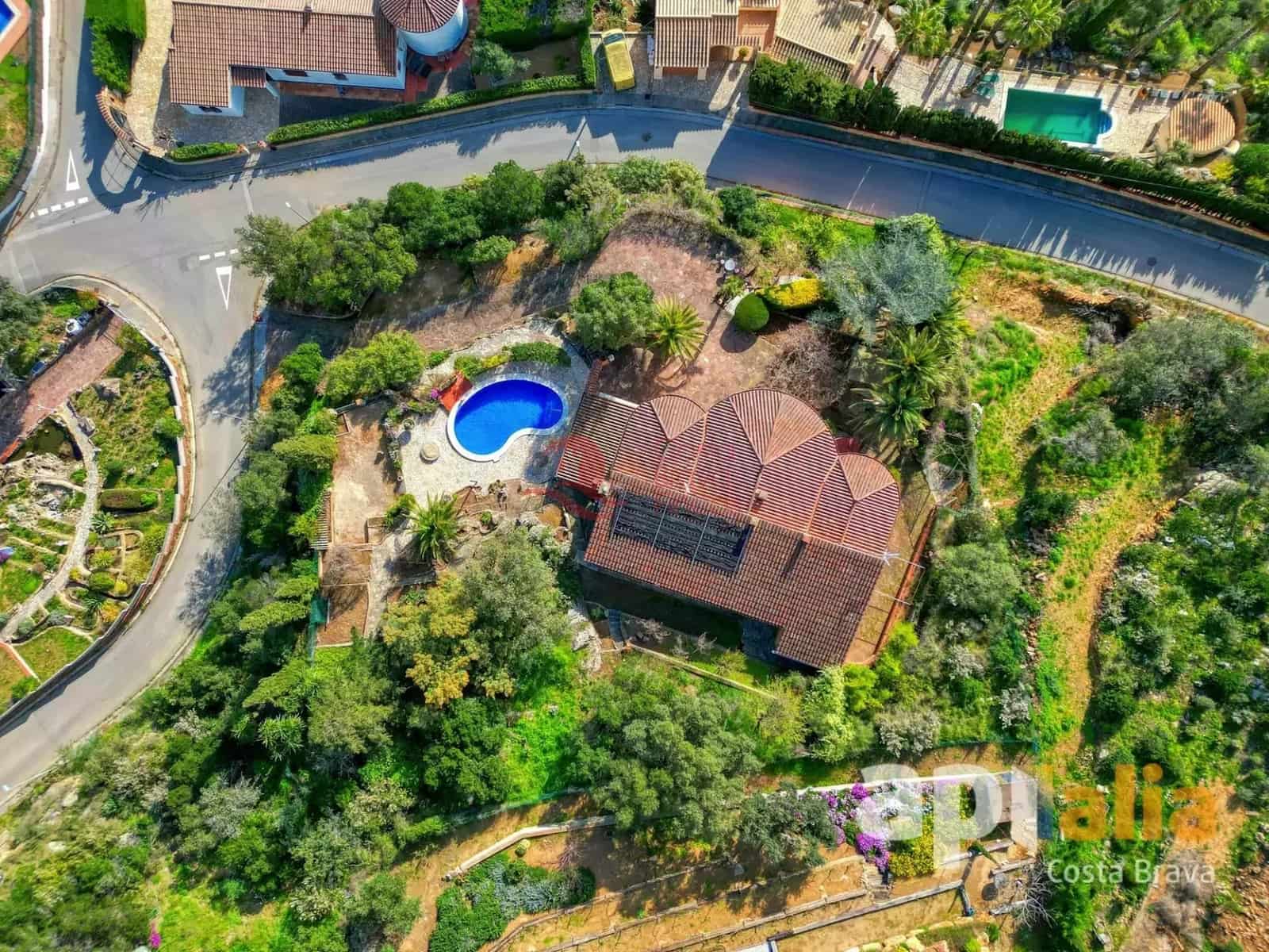 5 bedroom Villa for sale in Calonge i Sant Antoni with pool garage - € 875,000 (Ref: 9701488)