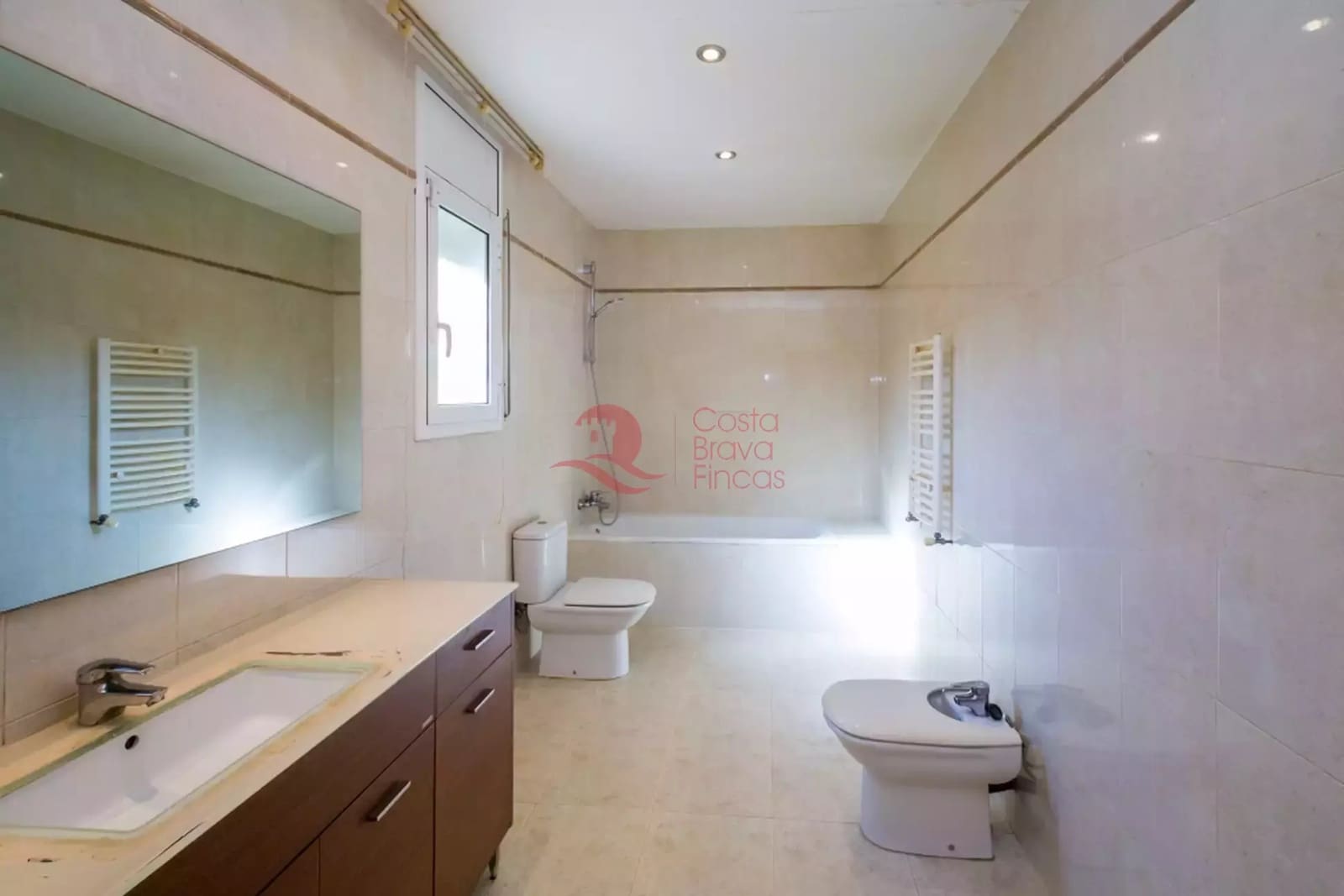 3 bedroom Villa for sale in Calonge i Sant Antoni with pool garage - € 499,000 (Ref: 9701489)