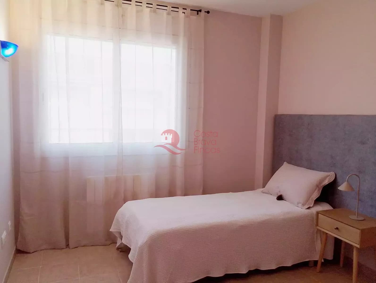 2 bedroom Apartment for sale in Calonge i Sant Antoni with garage - € 265,000 (Ref: 9738380)